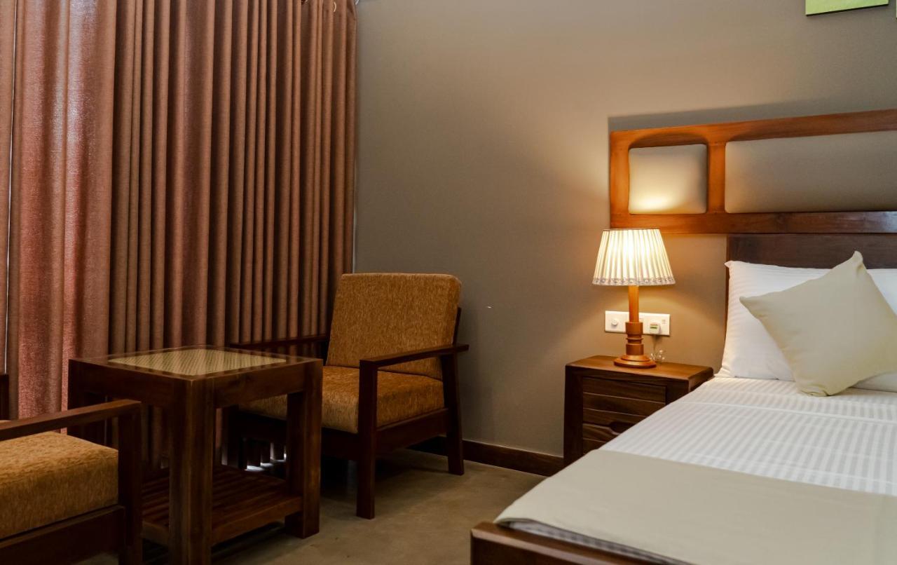 Woodgrove Cabanas Negombo Bagian luar foto